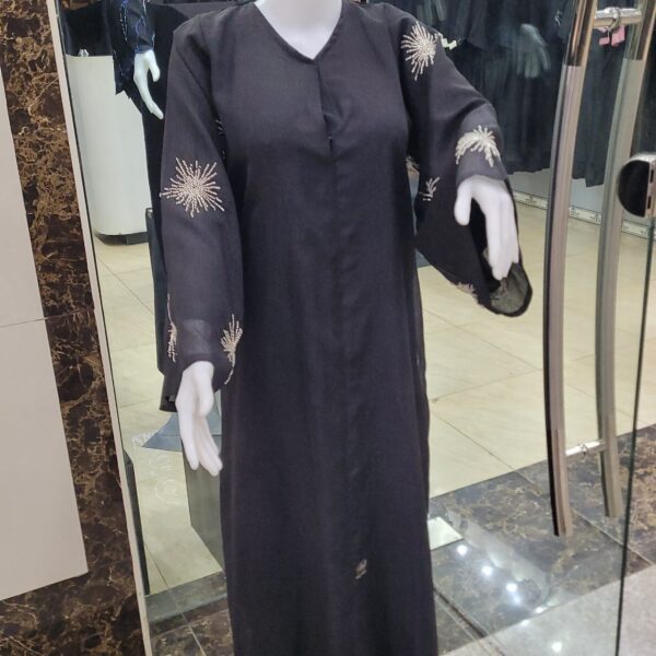 عبايه خنجقه