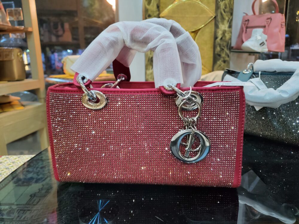 شنطه ديوور
