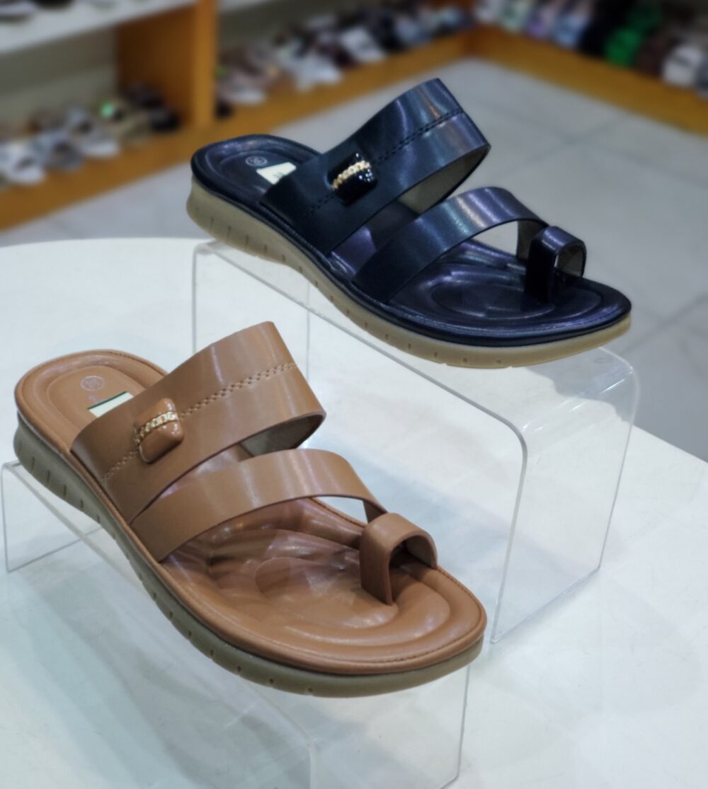 صندل نسائي فلات طبي
