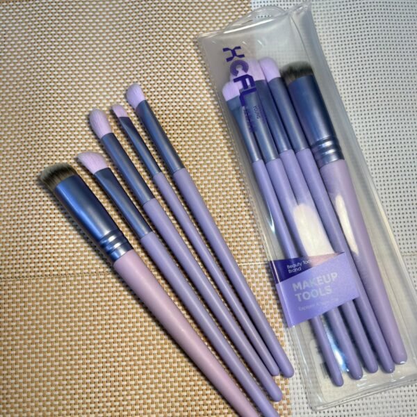 طقم فرش مكياج