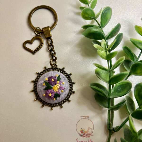 ميدالية تطريز