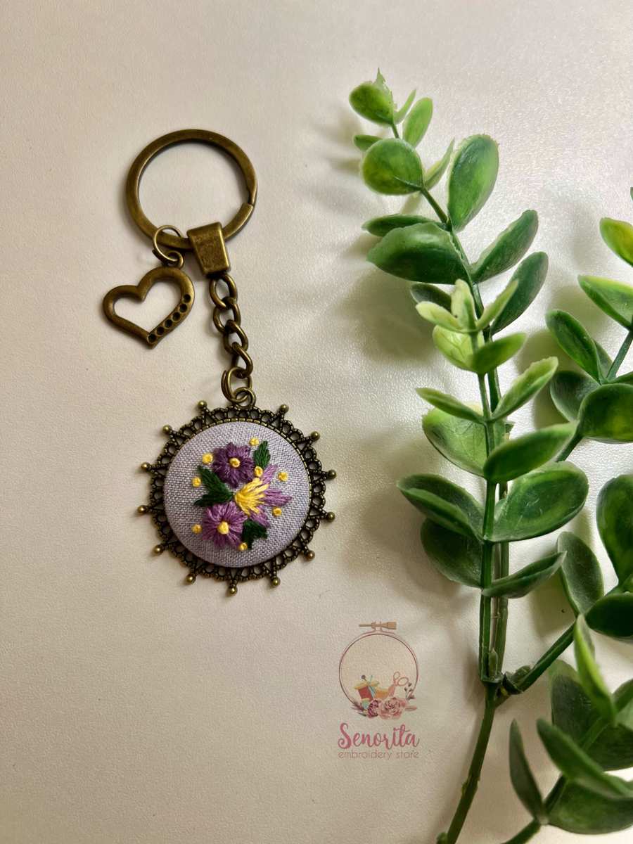 ميدالية تطريز