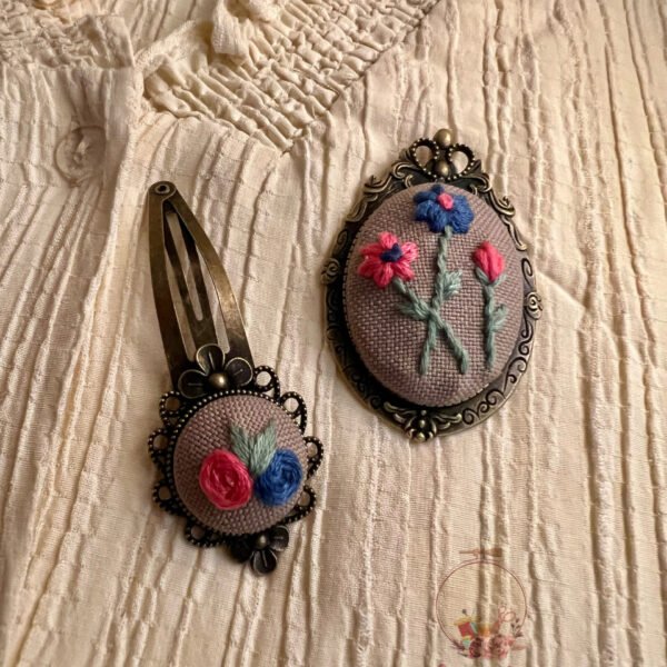 تطريز مشبك شعر مع بروش