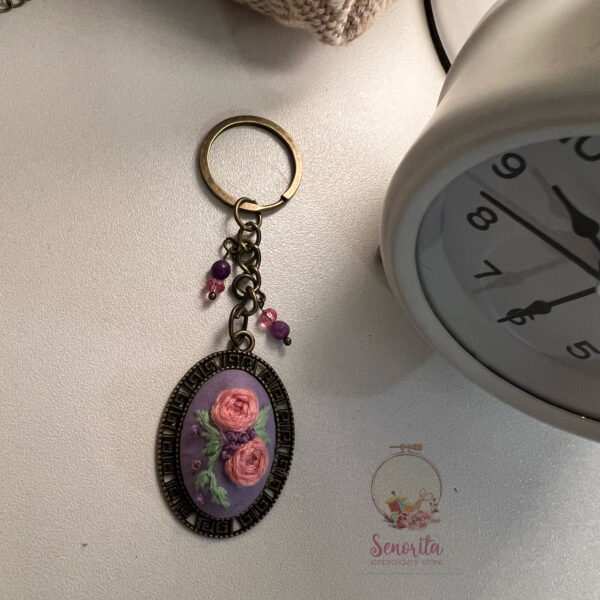 ميدالية تطريز