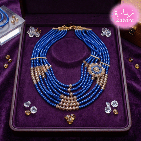 عقد خرز أزرق متعدد الطبقات بتفاصيل ذهبية