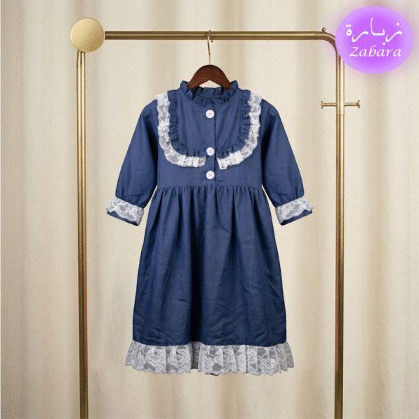 فستان بناتي كحلي بأكمام طويلة وتفاصيل دانتيل أبيض