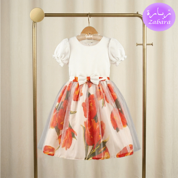 فستان بناتي أبيض مزهر بتول شفاف وتفاصيل فيونكة