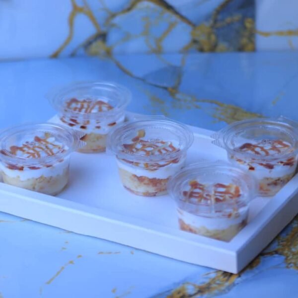 صحن تقديم أبيض مستطيل