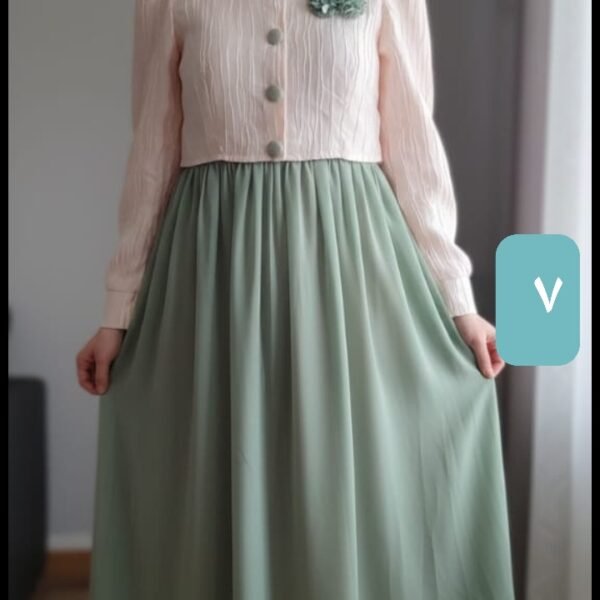 فستان نسائي ميدي أخضر سيج مع صدرية وردية وأكمام طويلة