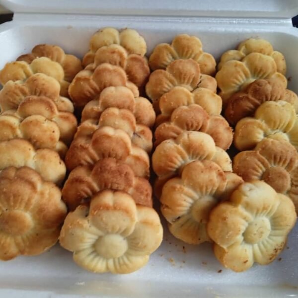 معمول ورد محشو مخبوز طازج