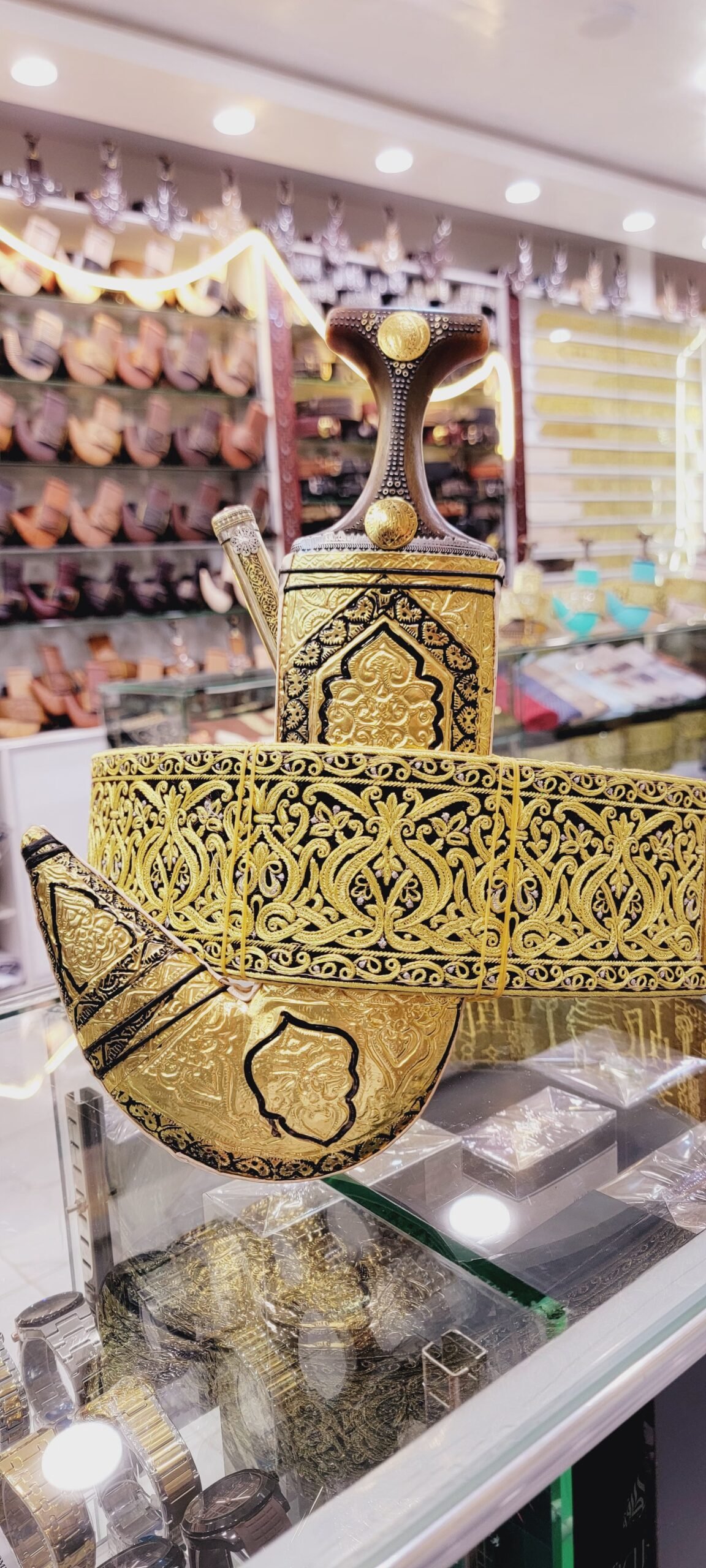 جنابي صيفاني وعزيري - الصورة 2