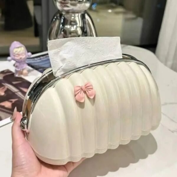 حامل مناديل بشكل شنطه