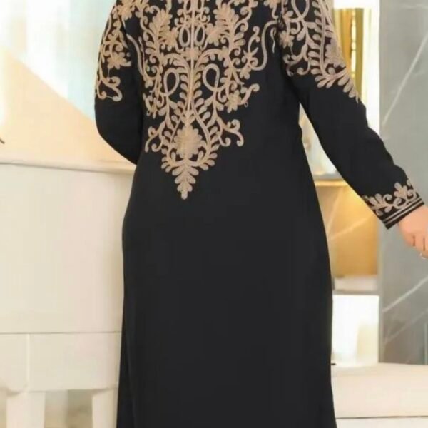 جلابية نسائية كحلية بتطريز ذهبي فاخر