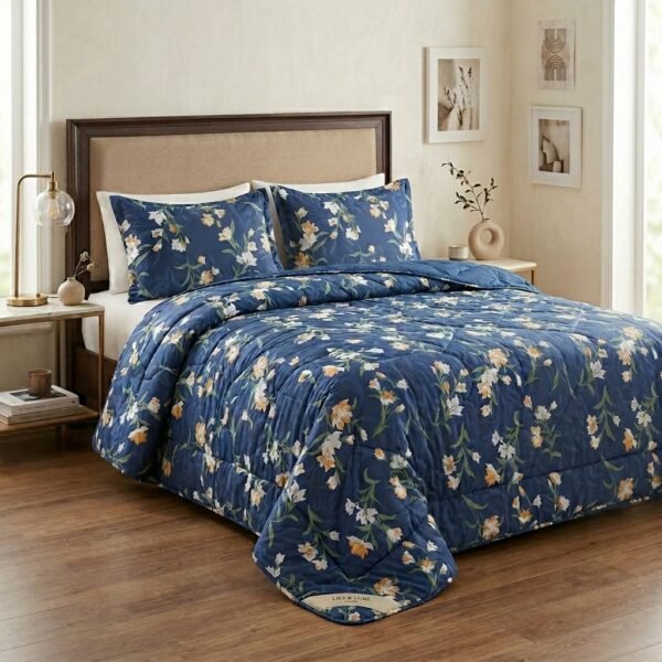 طقم لحاف "ليلي آند لين" الفاخر – سحر الطبيعة باللون الكحلي ونقوش الزهور الزاهية