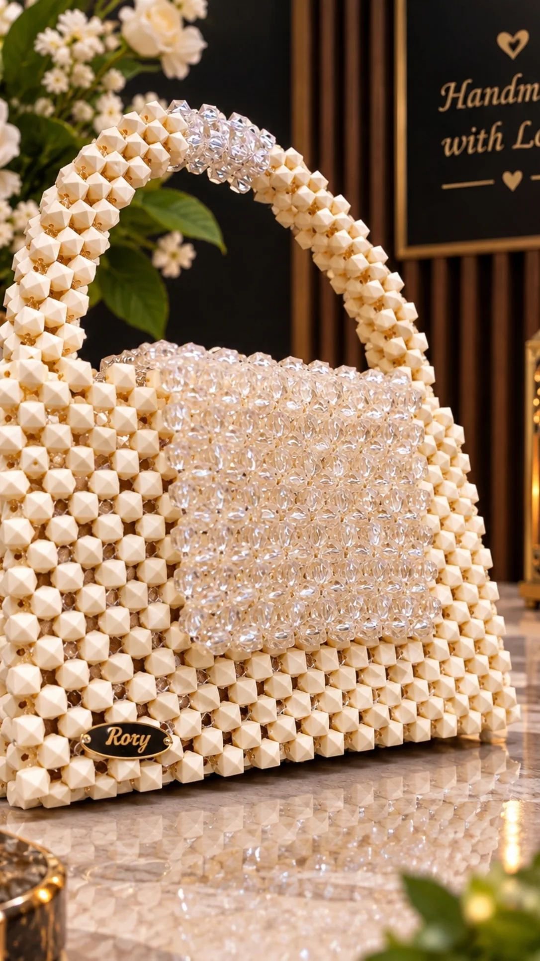 شنطه من الخرز الاصفر الجميل - Image 2