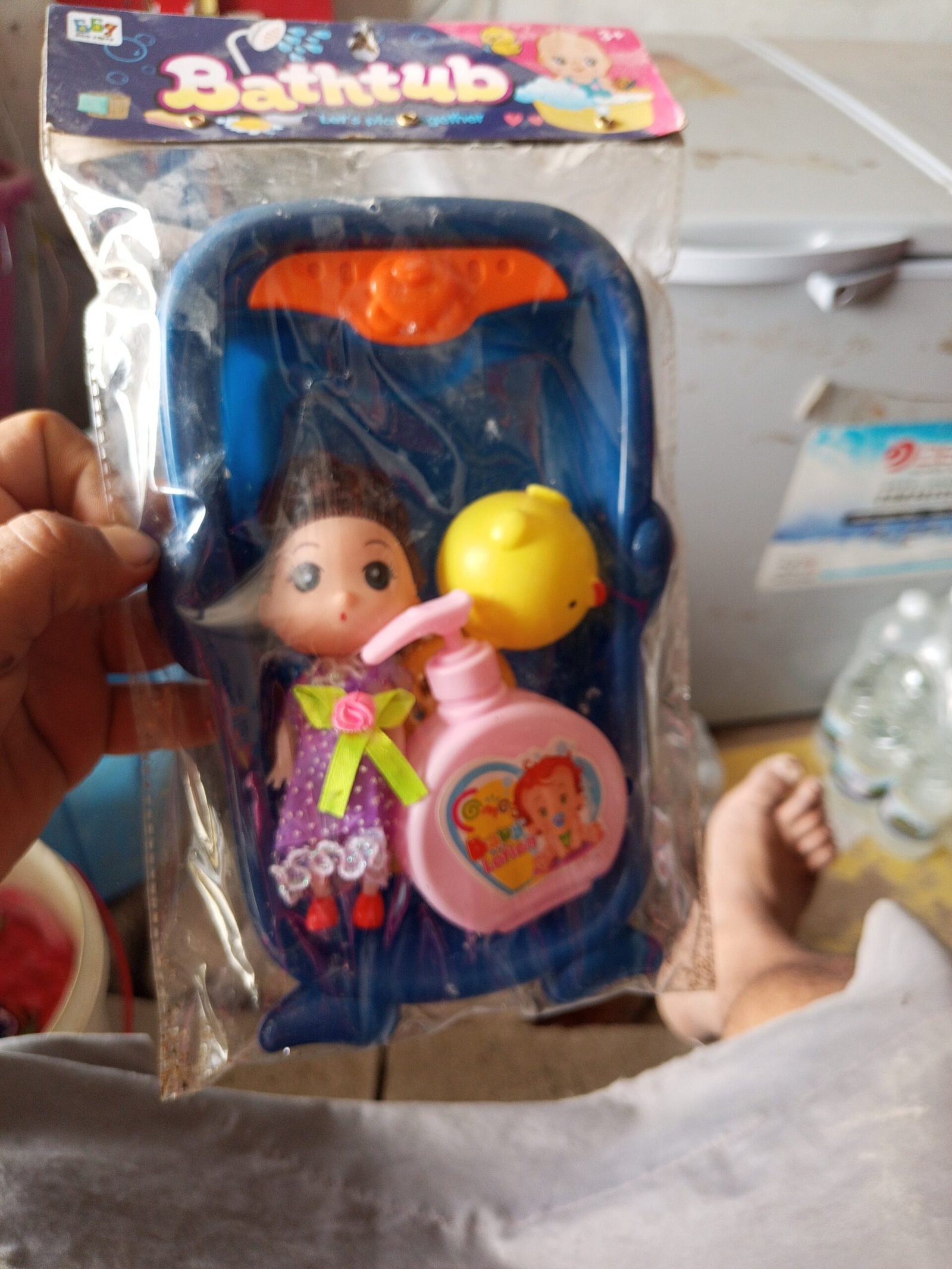 طفلة