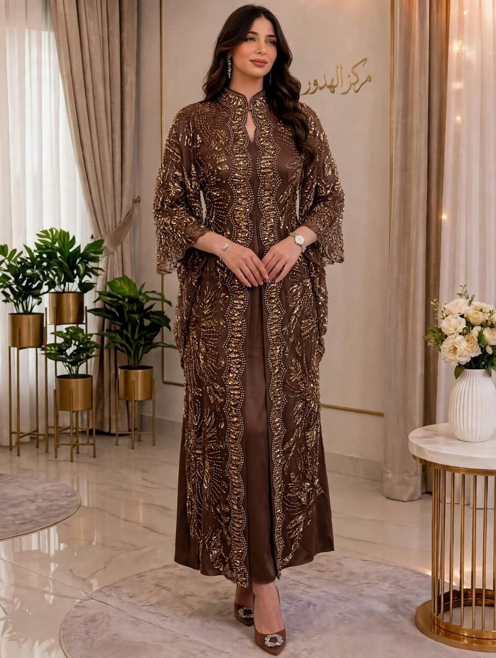 فستان ملكي بتطريز يدوي فاخر - Image 2